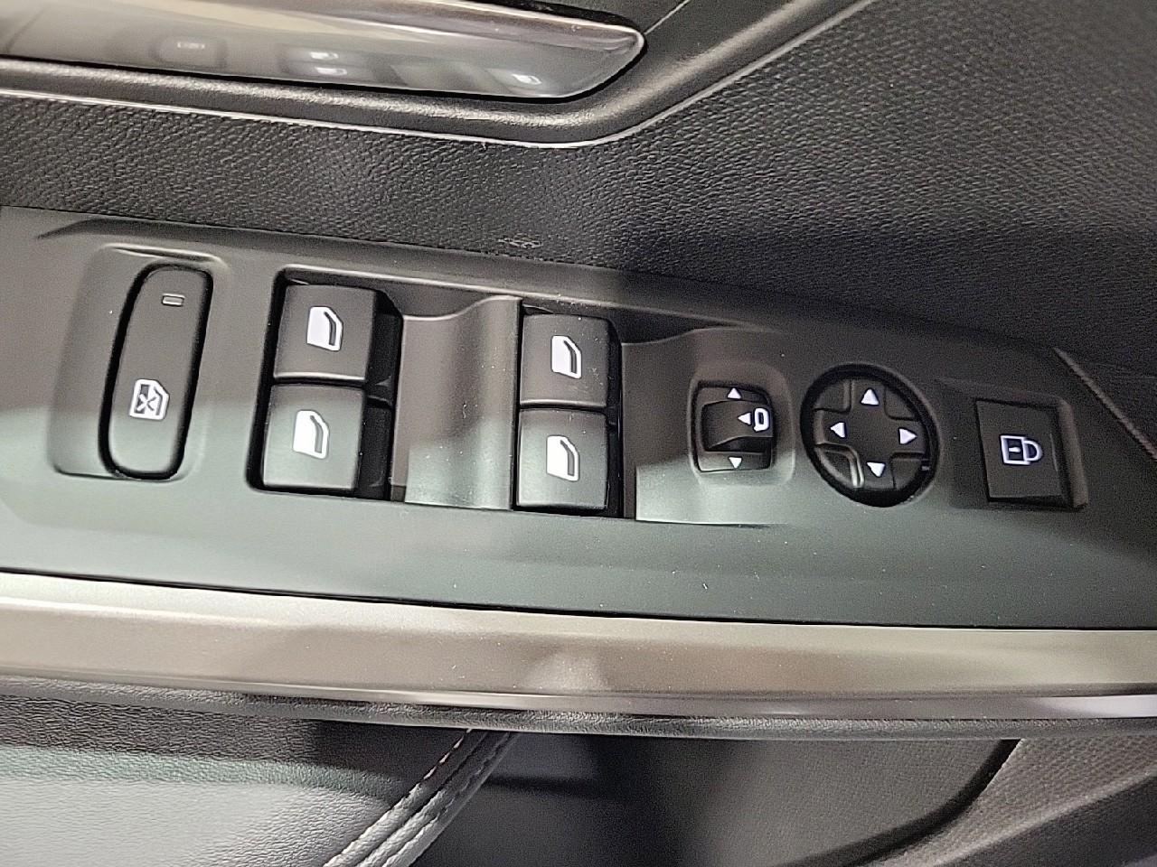 Peugeot 3008 hybrid 145 e-dcs6 allure — photo 23