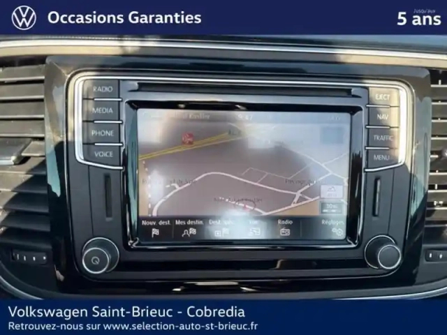 Volkswagen Coccinelle cabriolet 1.2 tsi 105ch bluemotion technology couture exclusive — photo 11