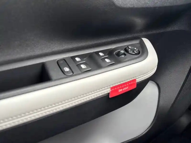 Citroën C3 hybride 110 ch e-dcs6 — photo 22