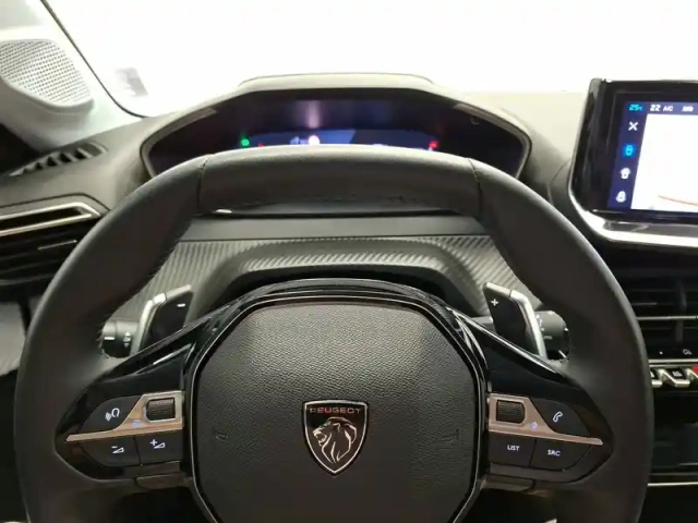 Peugeot 208 hybrid 100 e-dcs6 — photo 16