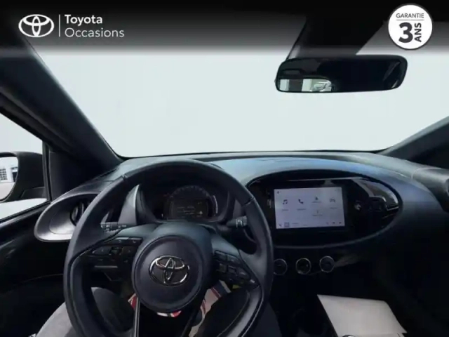 Toyota Aygo X 1.0 vvt-i 72ch dynamic my24 — photo 8