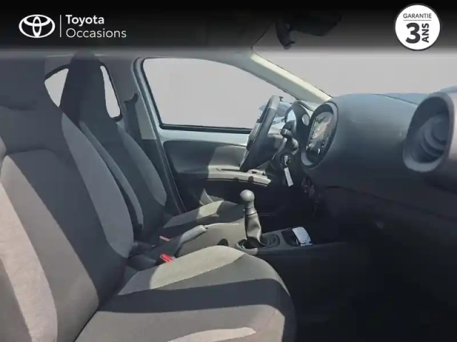 Toyota Aygo X 1.0 vvt-i 72ch active business my23 — photo 6