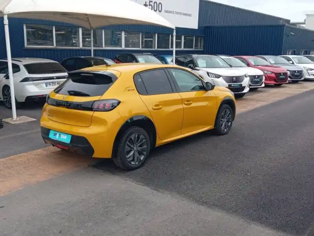 Peugeot 208 electrique 50 kwh 136ch — photo 25