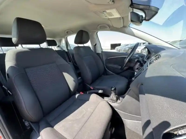 Volkswagen Polo 1.2 tsi 90ch bluemotion technology match 5p — photo 11