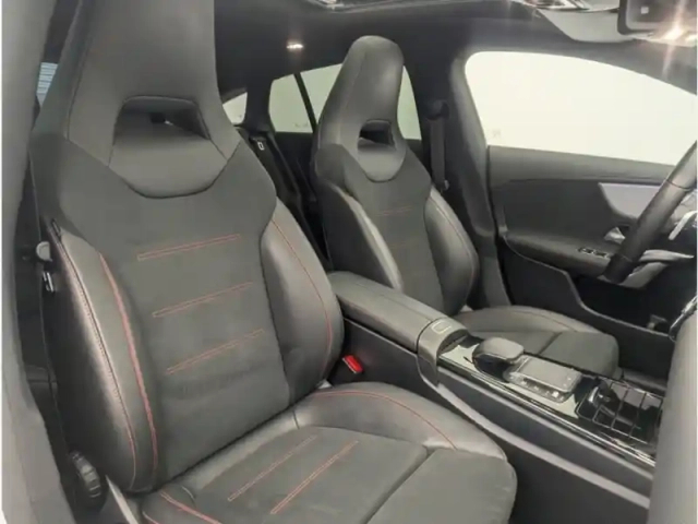 Mercedes Cla 180 d amg line sse sb/1 — photo 12