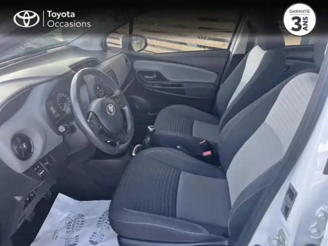 Toyota Yaris 70 vvt-i france connect 5p my19 — photo 11
