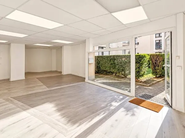 Bureaux 106 m²