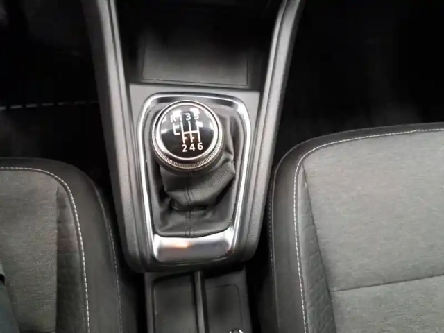Renault Captur tce 100 gpl — photo 37