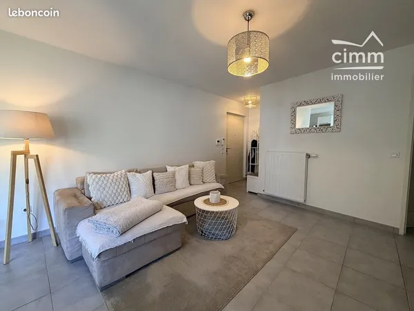 Appartement 4 pièces 82 m²