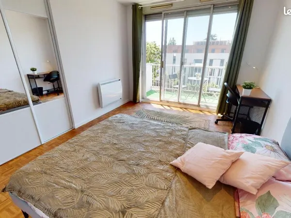 Chambre 4 pièces 68 m²