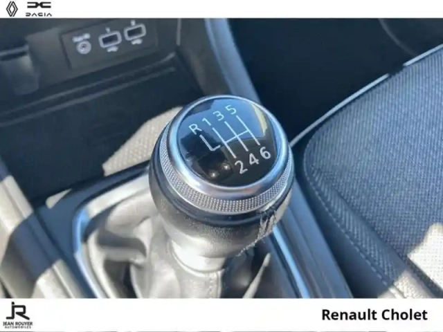 Renault Captur 1.0 tce 90ch techno — photo 6