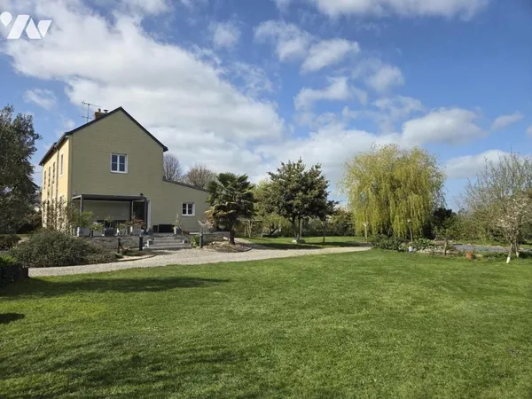 Maison 8 pièces 193 m²