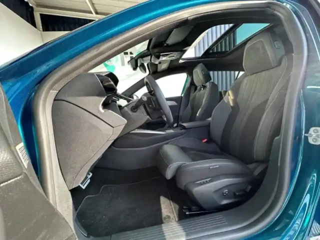 Peugeot 408 phev 225ch gt e-eat8 — photo 9
