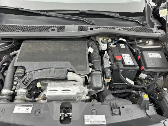 Peugeot 2008 puretech 100 s&amp;s bvm6 — photo 93