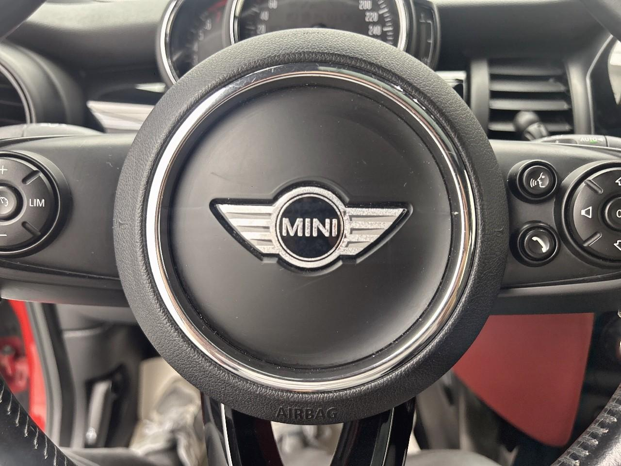 Mini One mini hatch 3 portes one 102 ch edition blackfriars — photo 25