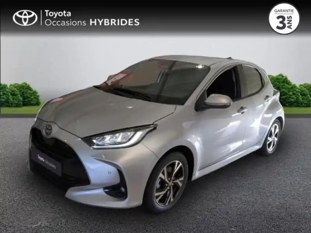 Toyota Yaris 116h design 5p my25