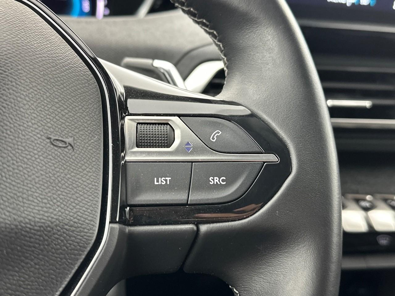 Peugeot 3008 hybrid 225 e-eat8 allure pack — photo 19