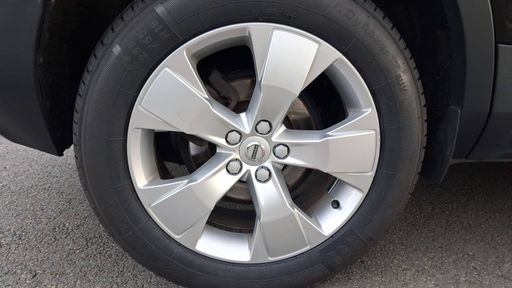 Volvo XC40 2.0 D3 150 BVA - Momentum – 2019 – 111036 km – Diesel – Boîte Automatique — photo 35