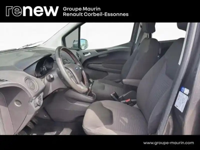 Ford Tourneo Courier 1.5 tdci 100ch sport — photo 11