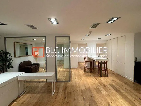 Bureaux 129 m²