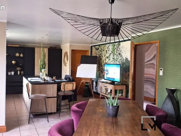 Maison 6 pièces 212 m²