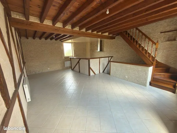 Belle maison à louer à Jort