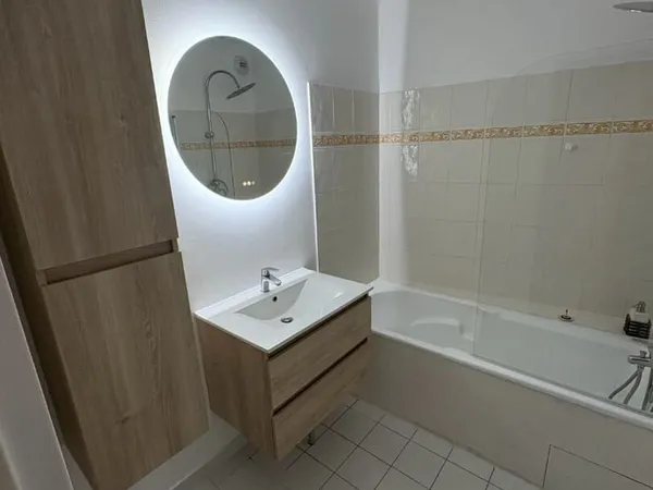 Appartement à louer T3 Villeurbanne 81 m2