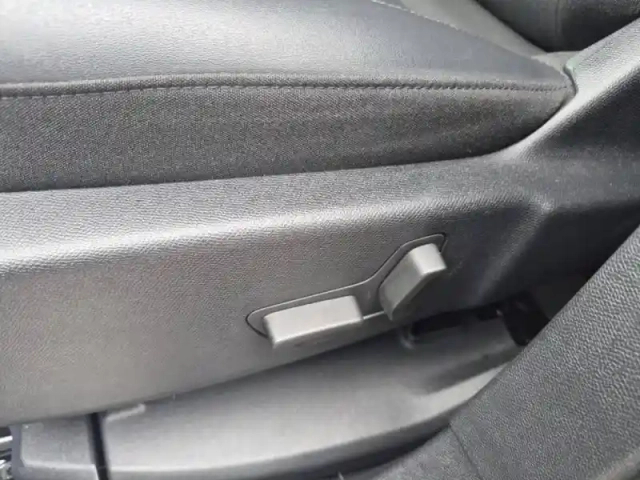 Citroën C5 Aircross puretech 130 ch s&amp;s shine pack eat8 — photo 13