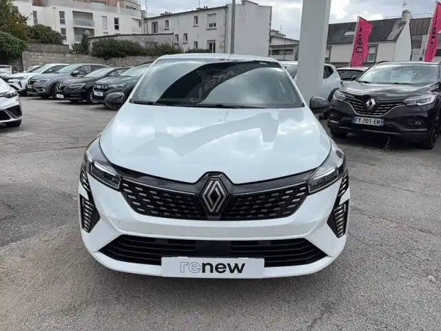 Renault Clio e-tech full hybrid 145 ch gsr2 — photo 8
