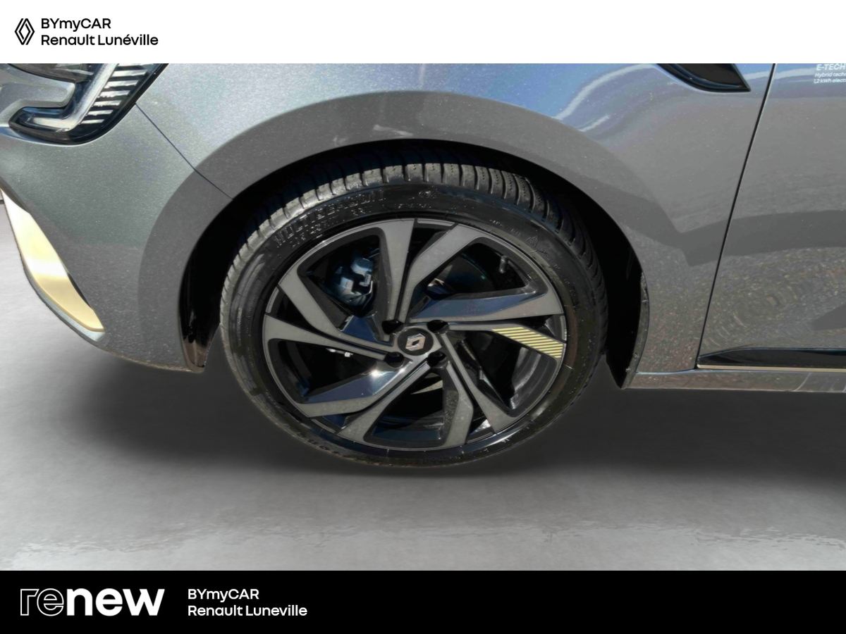 Renault Clio E-Tech full hybrid 145 — photo 14