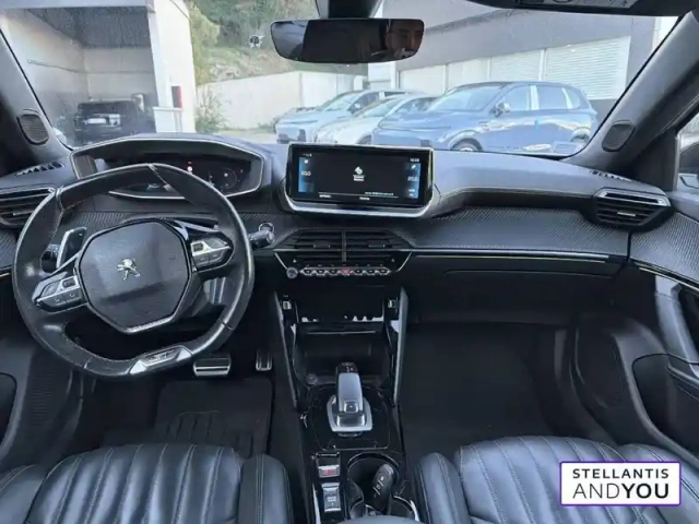 Peugeot 2008 puretech 130 s&amp;s eat8 — photo 42