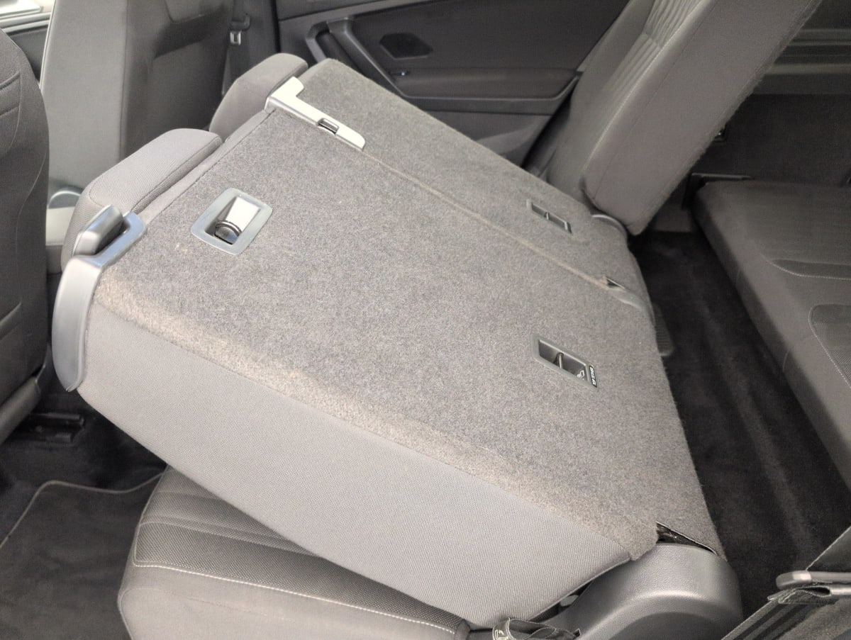 Volkswagen Tiguan Allspace — photo 11