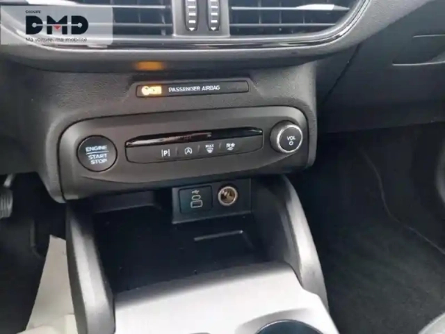 Ford Focus 1.5 ecoblue 115ch st-line bva8 — photo 12