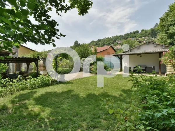 Maison 3 pièces 90 m²