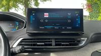 Peugeot 3008 HYBRID 225ch GT Pack e-EAT8 — photo 12