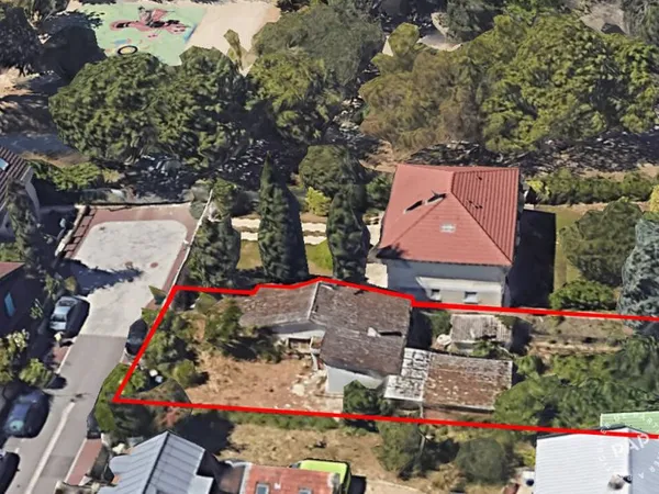 Terrain 400 m²