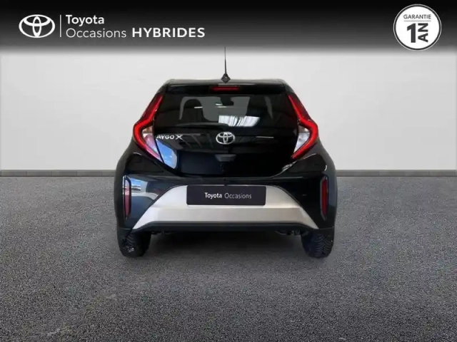 Toyota Aygo X 1.0 vvt-i 72ch design my24 — photo 4