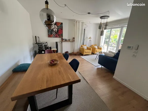 Appartement - 4 pièces - 75 m² - LES PAVILLONS SOUS BOIS