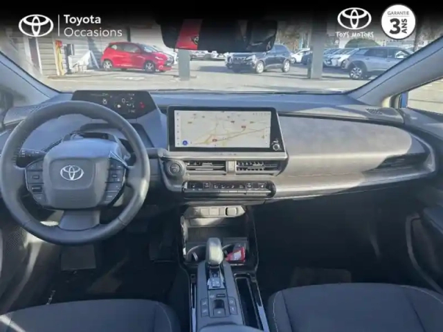 Toyota Prius hybride rechargeable 223ch design phe — photo 8