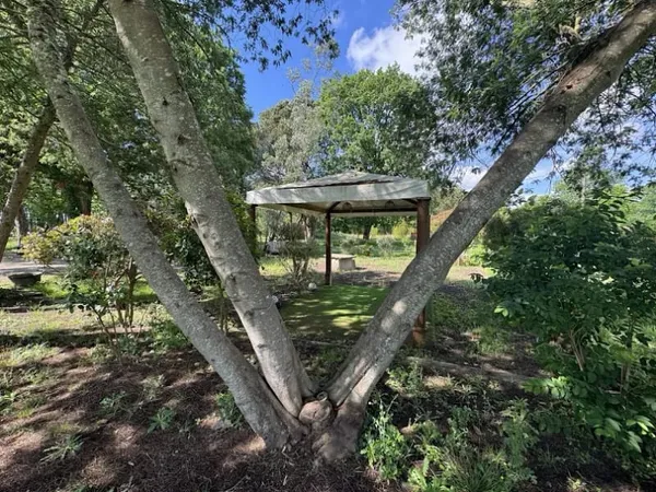 Maison 8 pièces 360 m²