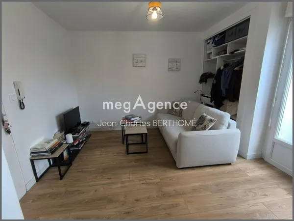 Studio 1 pièce 26 m²