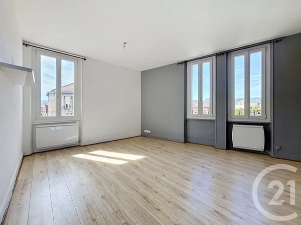 Appartement 2 pièces 57 m²
