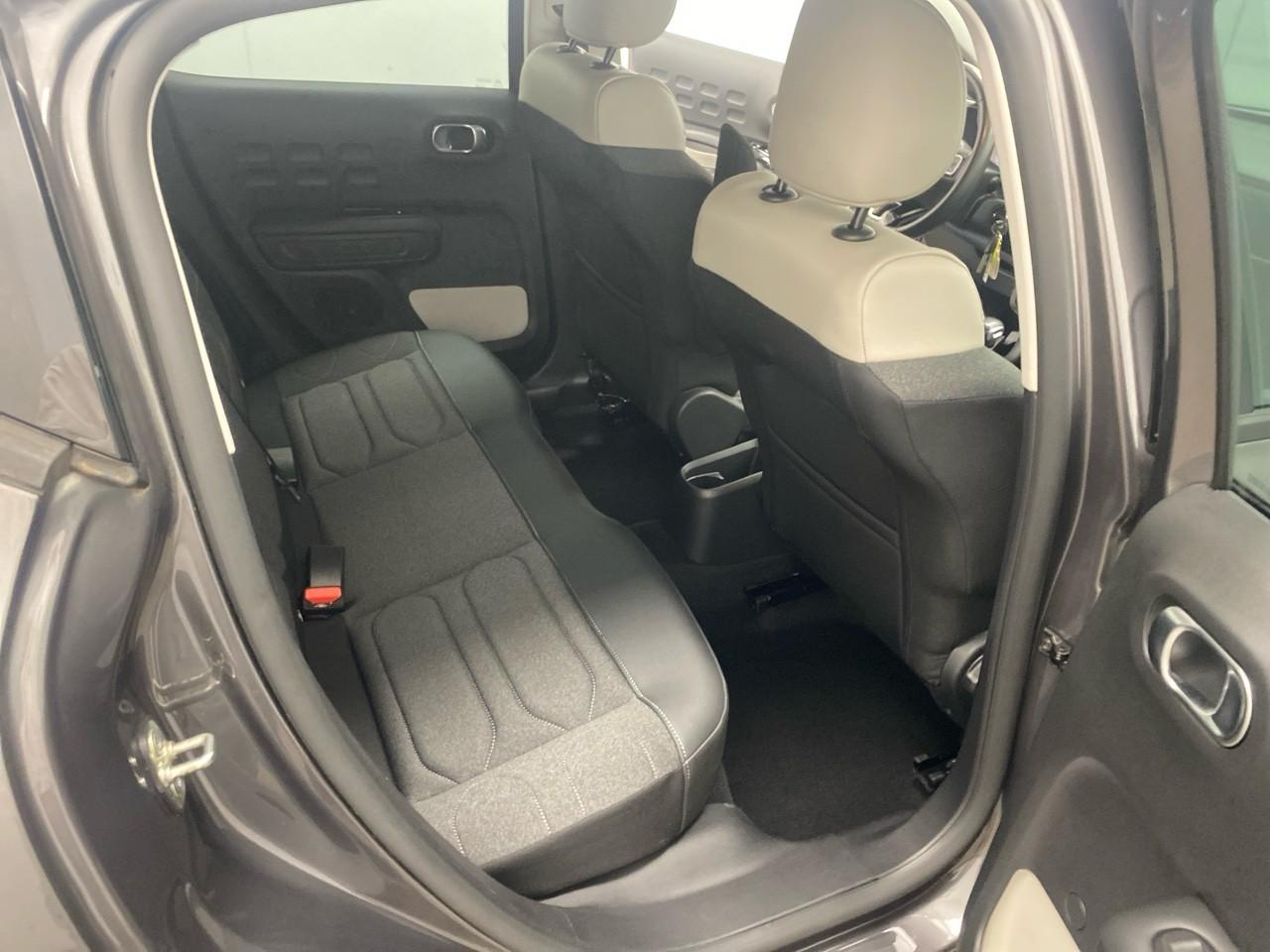 Citroën C3 puretech 110 s&s bvm6 saint james — photo 23