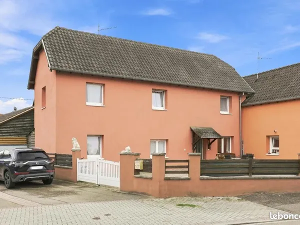 Maison 10 pièces 242 m²