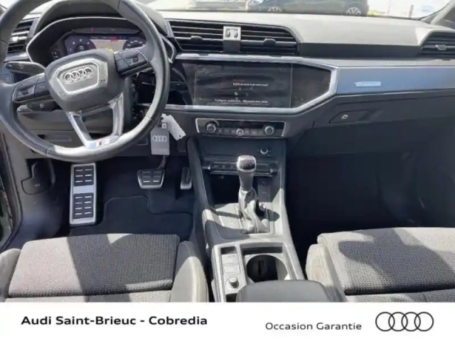 Audi Q3 35 tdi 150ch s line s tronic 7 — photo 10