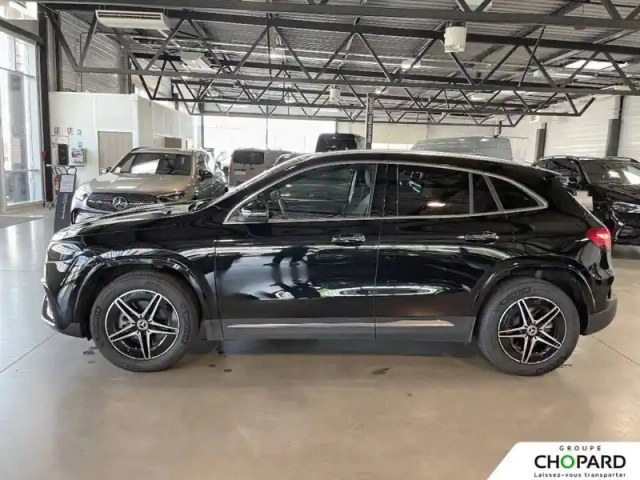Mercedes Eqa 250+ — photo 37