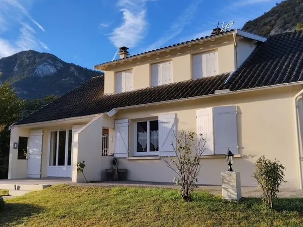 Maison Vente Tarascon-sur-Ariège 5p 131m² 249000€