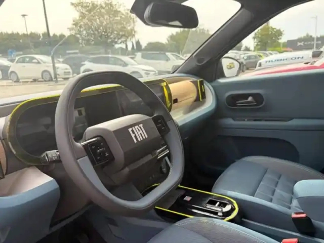 Fiat Panda grande  electrique 113ch la prima — photo 11