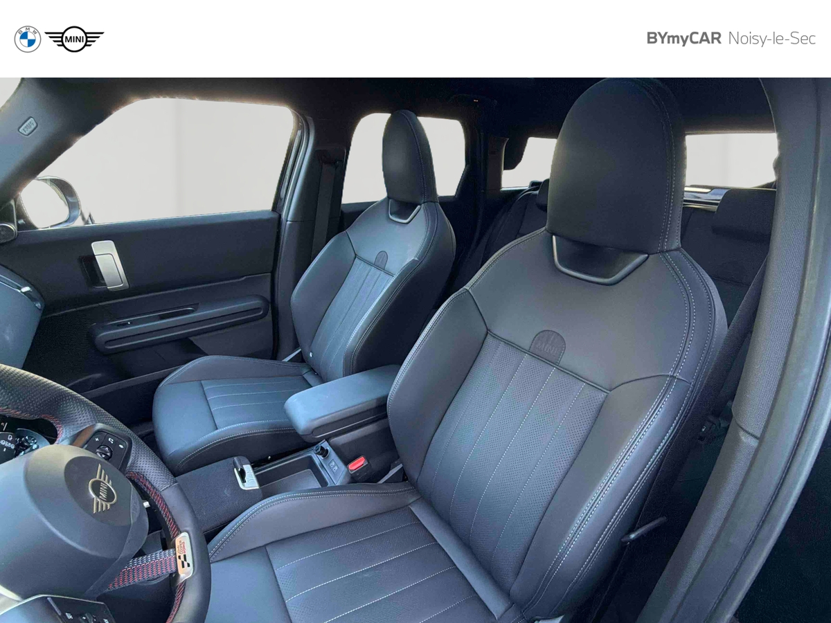 Mini Countryman E — photo 11
