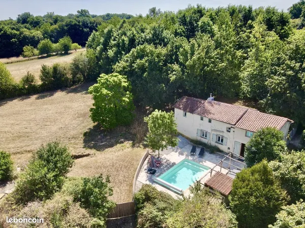 Propriété 5 pièces 123 m²